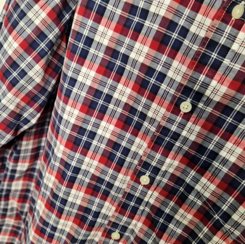 Men's Banana Republic Soft‎ Wash Burgundy Blue and White Long Sleeve Size Large
